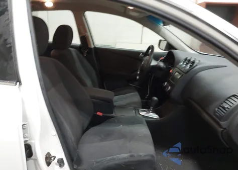 2010 Nissan Altima Base из США, поврежденный, VIN 1N4AL2APXAN450820